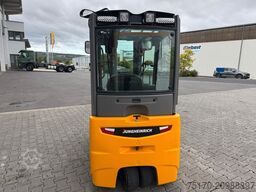 JUNGHEINRICH EFG 215 / Triplex: 4.25m! / SS / nur 2.819h!