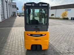 JUNGHEINRICH EFG 215 / Triplex: 4.25m! / SS /  4.029h