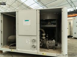 Used Aircooled chiller CARRIER 30RBS 120B0273 PE 117 KW. 2016 yom