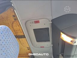 MAN MAN - CASSONE CON SPONDA CARICATRICE