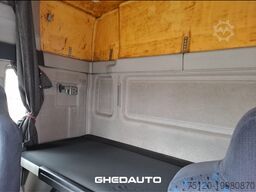 MAN MAN - CASSONE CON SPONDA CARICATRICE