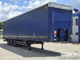 Kögel Curtainsider Mega