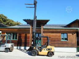 Caterpillar DP30N Triplex 5,97m