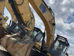 Caterpillar 330 DLN