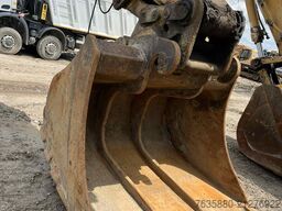 Caterpillar 330 DLN