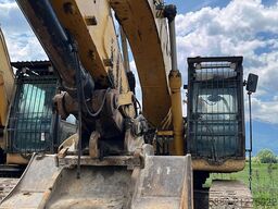 Caterpillar 330 DLN