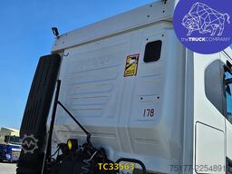 Iveco S-Way 460