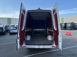 Mercedes-Benz Sprinter 319 1.9 CDI / L4 H2 / RWD / Navi / APK...