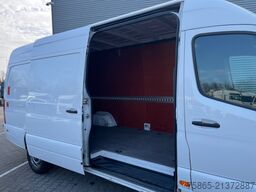 Mercedes-Benz Sprinter 319 1.9 CDI / L4 H2 / RWD / Navi / APK...