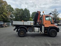 UNIMOG U 500 3-Seiten-Kipper mit Kran PK 9501
