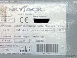 Skyjack SJ6832RT 4x4 Diesel, neuer Motor!!!