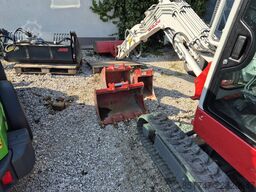 Takeuchi TB 225