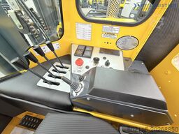 Combilift C4000 GAS DUPLEX 4600 FREE-LIFT CABIN