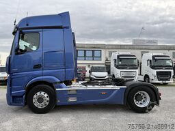Mercedes-Benz Actros 1853 ADR Euro 6 Retarder Spoiler