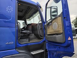 VOLVO FH-440 8x4 Lift+Lenk HIAB Multilift Blat