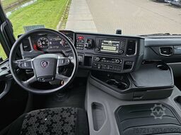 SCANIA G320 6x2*4