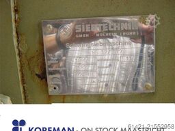 Test Screening machine Siebtechnik 12/30-2