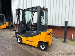 Jungheinrich EFG 320 / 5585 Std.