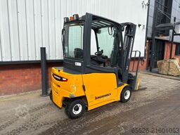 Jungheinrich EFG 320 / 5585 Std.