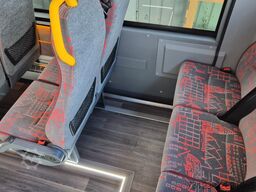 MERCEDES-BENZ 30 Sitzer Schul- Transferbus 519 Lagerfahrzeug