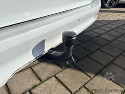 Mercedes-Benz V 220 d Lang Klima Sitzh. LED AHK Tisch 360° Kamera