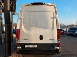 Iveco Daily 35S18 HA8 *R4.100mm*Automatik*Kamera*ACC*