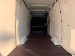 Iveco Daily 35S18 HA8 *R4.100mm*Automatik*Kamera*ACC*