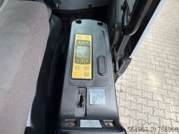 Hyundai R320 NLC-7A Kettenbagger OQ80