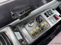 Hyundai R320 NLC-7A Kettenbagger OQ80