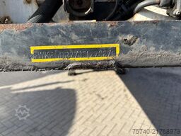 Krone SDR27 + CARRIER MAXIMA 1300 + STUURAS