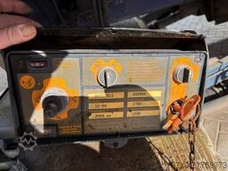 Krone SDR27 + CARRIER MAXIMA 1300 + STUURAS