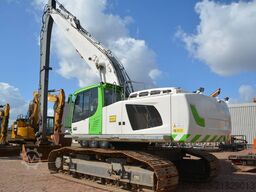 Liebherr R 946 LC-V   Long Reach