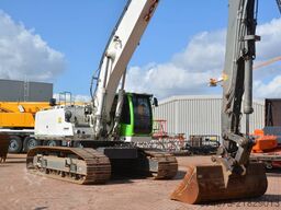 Liebherr R 946 LC-V   Long Reach
