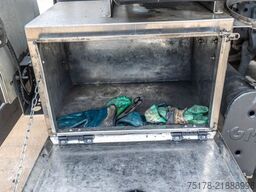 Mercedes-Benz ANTOS 2530 BL+MAGYAR 19.000L/6COMP