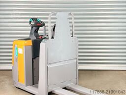 Jungheinrich ECE 225 - Service Neu - Batterie 82%