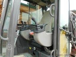 Volvo ECR50D mit POWERTILT