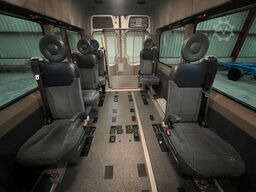 VOLKSWAGEN Crafter 2.5 TDi Maxi 9Sitze + Lift ENGINE BROKEN