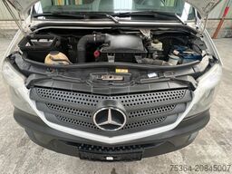 MERCEDES-BENZ Sprinter 313 BlueTEC 9 Sitze+Lift ENGINE BROKEN