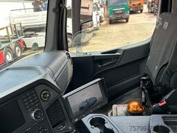 MERCEDES-BENZ 2651 SZM+HIAB 638 Kran6x6 ausziehbarer Tieflader