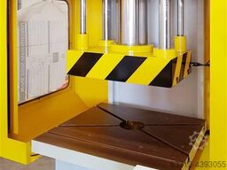 Calende Einständerpresse 63 Tonnen