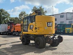  M323F 4x4 Zweiwegebagger