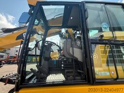  M323F 4x4 Zweiwegebagger