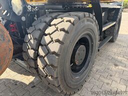  M323F 4x4 Zweiwegebagger