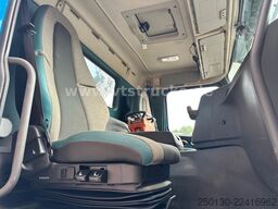 VOLVO FM 410 8x4 BL Tridem VDL & ATLAS 206.3E LK *10 m