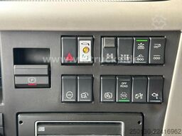 VOLVO FM 410 8x4 BL Tridem VDL & ATLAS 206.3E LK *10 m