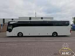 MERCEDES-BENZ Tourismo RHD, 55 Sitze, Euro 6
