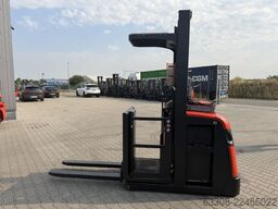 Linde V10-02