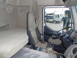 Renault Kerax 410DXI + 8X4 + MANUAL + SPRING