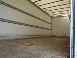 Mercedes-Benz Atego 822 + Euro 5 + Dhollandia lift