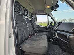 IVECO DAILY 35S14       Bakwagen Laadklep!